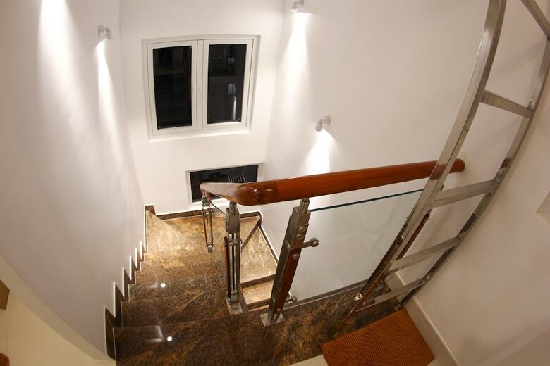 Hotel Full House Hostel