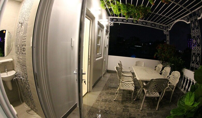 Hotel Full House Hostel