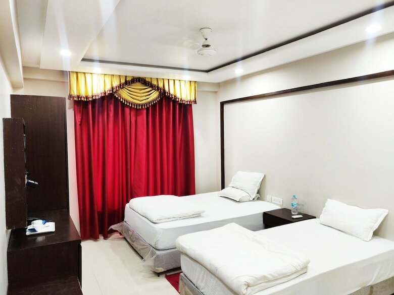 Bodhgaya Seven Inn Hotel N Restaurant