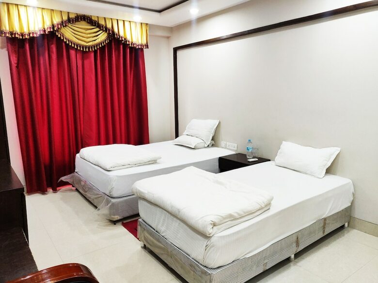Bodhgaya Seven Inn Hotel N Restaurant