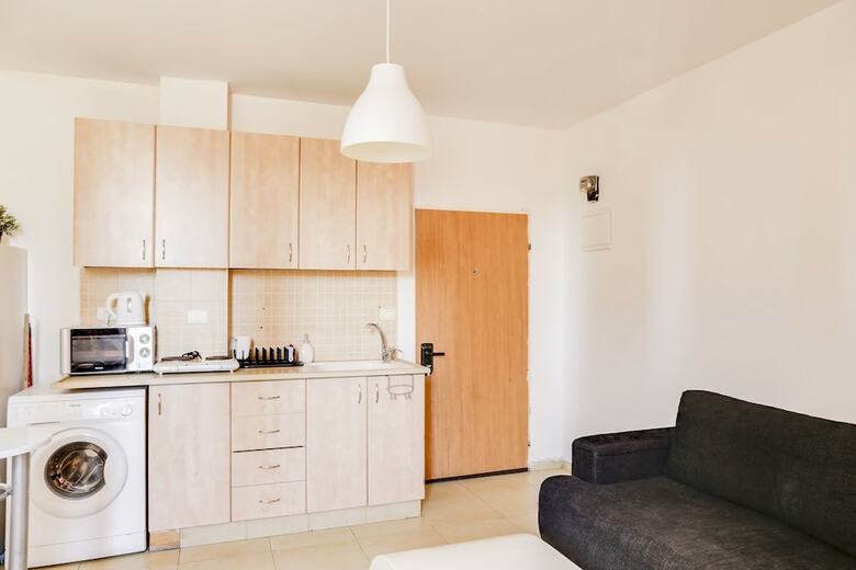 Central Apartment By Rothschild & Market