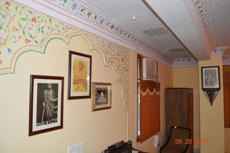 Hotel Gulab Garh