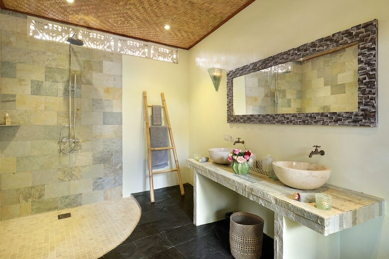 Bed & Breakfast Uluwatu Lumbung Cottages
