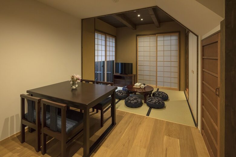 The Machiya Villa: Sanjo Shirakawa Koji
