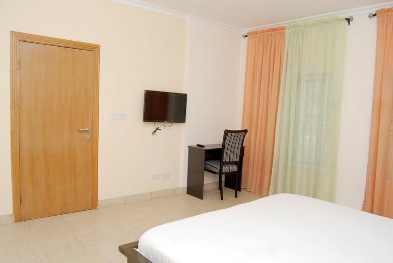 Hotel Oti And Co