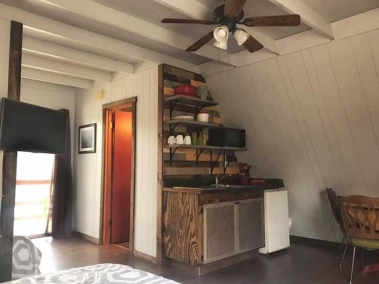 Calm Waters Cabin Resort