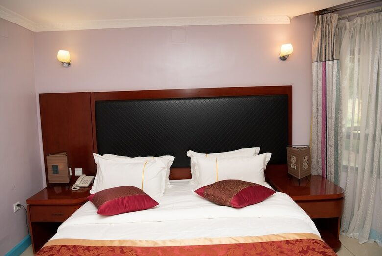 Orient Park Hotel