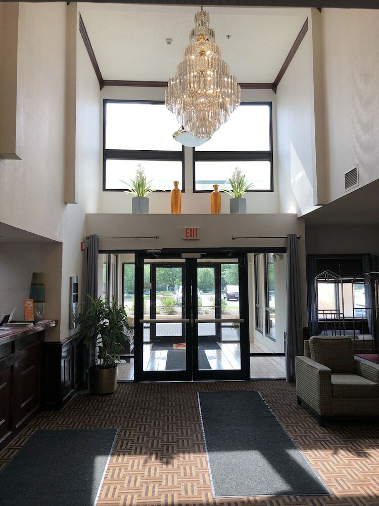 Motel Super 8 By Wyndham Aurora/naperville Area