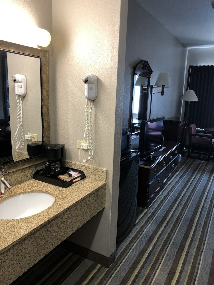 Motel Super 8 By Wyndham Aurora/naperville Area