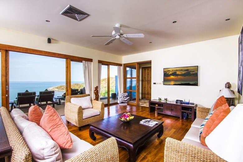 Baan Talay Sai Villa