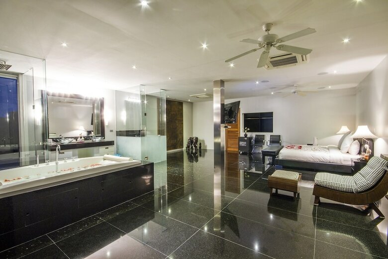 Baan Talay Sai Villa