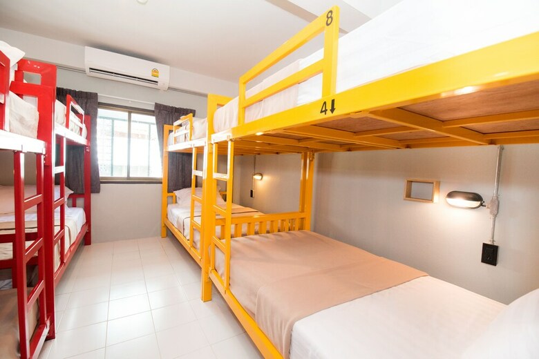 Hostal Tp Hostel Kata Beach Phuket