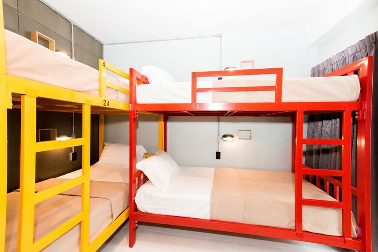 Hostal Tp Hostel Kata Beach Phuket