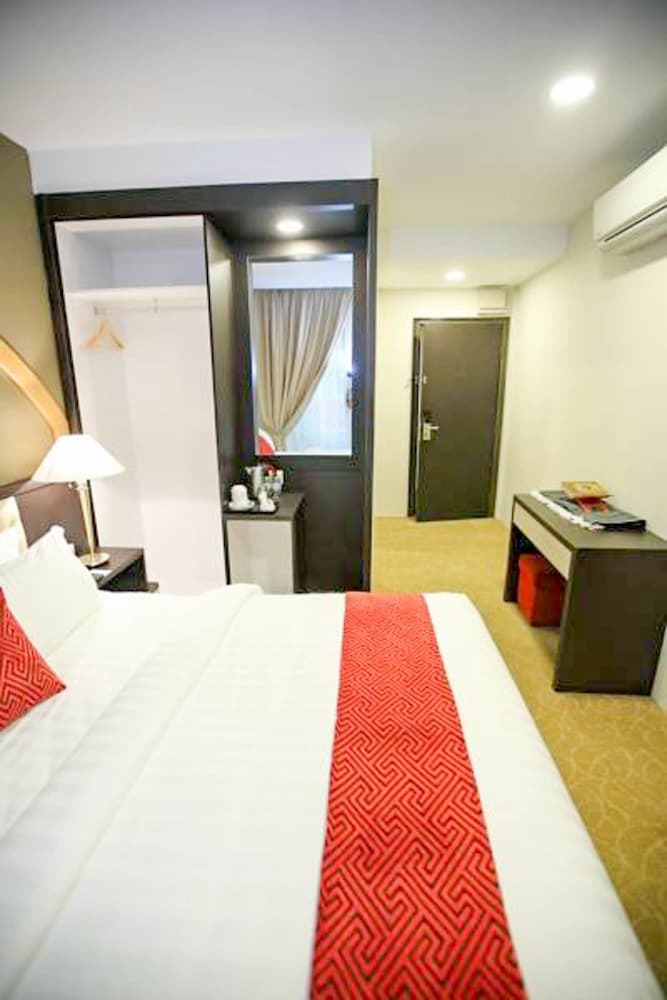 Al Khatiri Hotel