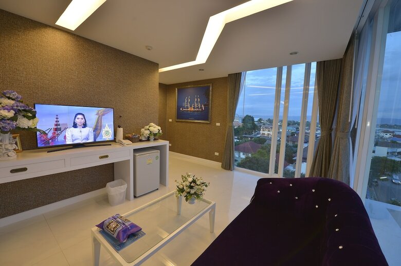 Phuglong Hotel