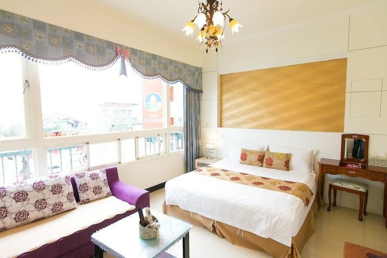 Hotel Ola House
