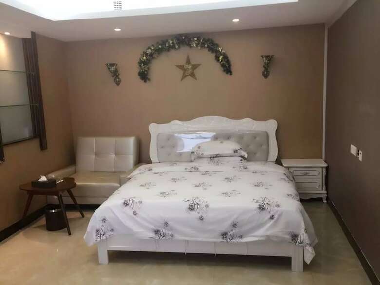 Mahattan Apartment