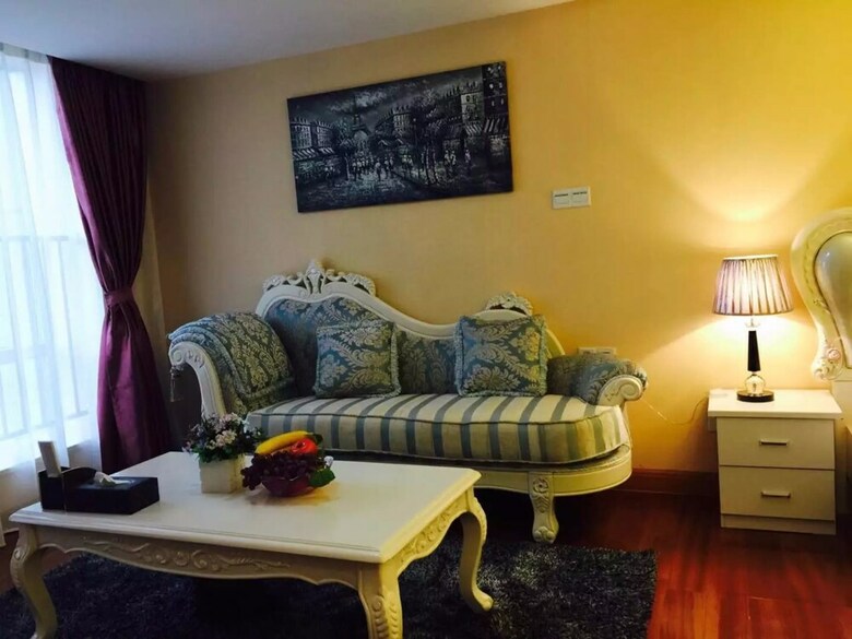 Mahattan Apartment