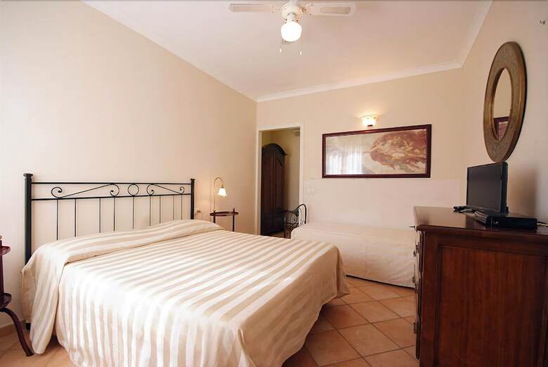 Apartamento Locanda Del Borgo B&B Helios Relais