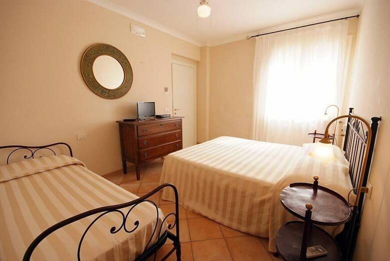 Apartamento Locanda Del Borgo B&B Helios Relais