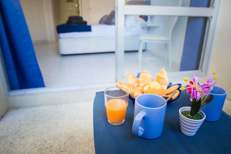 Apartamentos Holidays2benal Beach