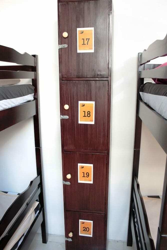 Hostal Pinisi Backpacker Hostel