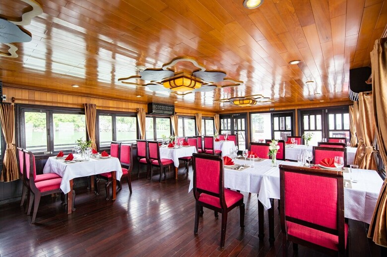 Swan Cruises Halong
