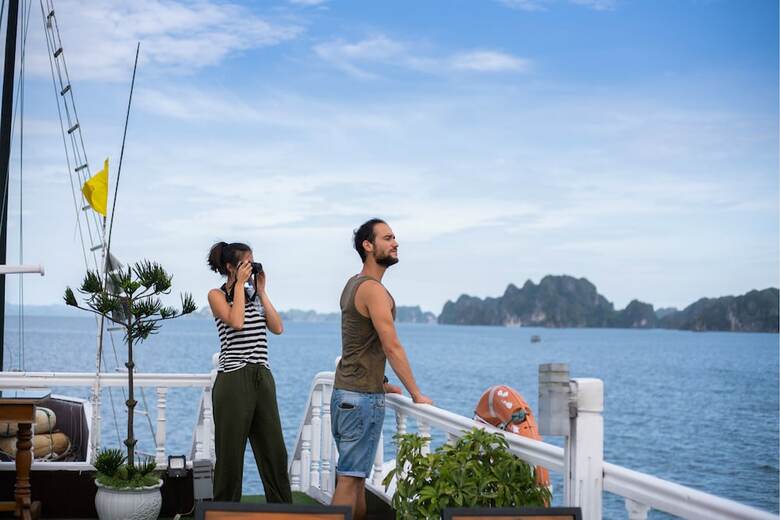 Swan Cruises Halong
