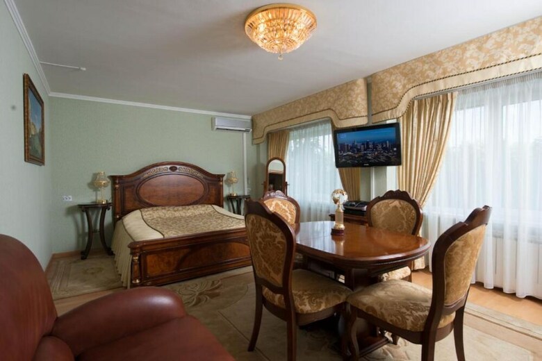 Mosuz Center Hotel