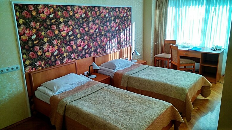 Mosuz Center Hotel