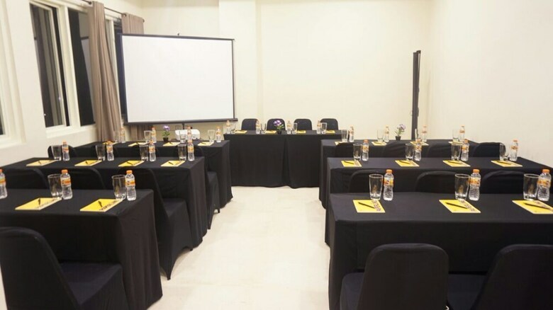 Hotel Grand Harvest Resort And Villas