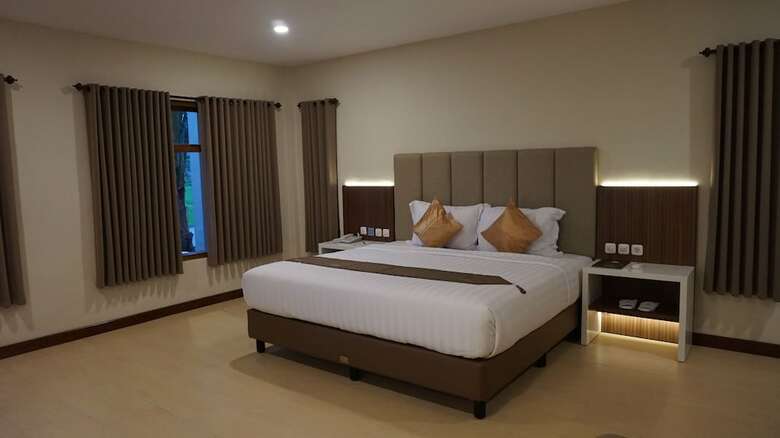 Hotel Grand Harvest Resort And Villas