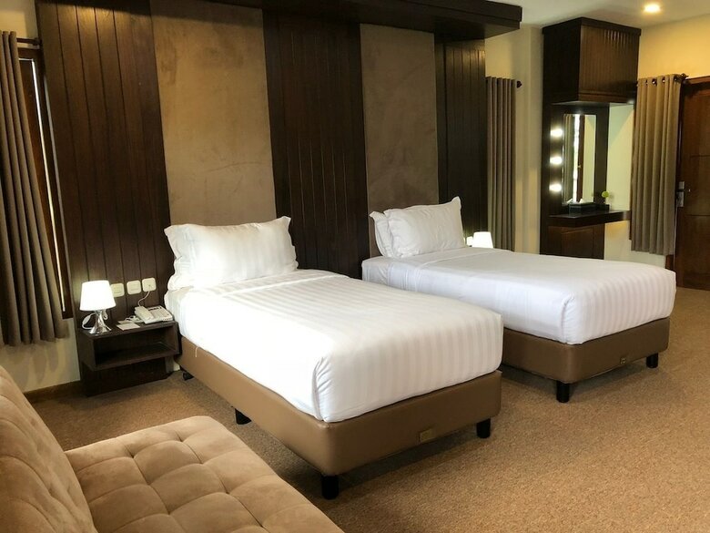 Hotel Grand Harvest Resort And Villas