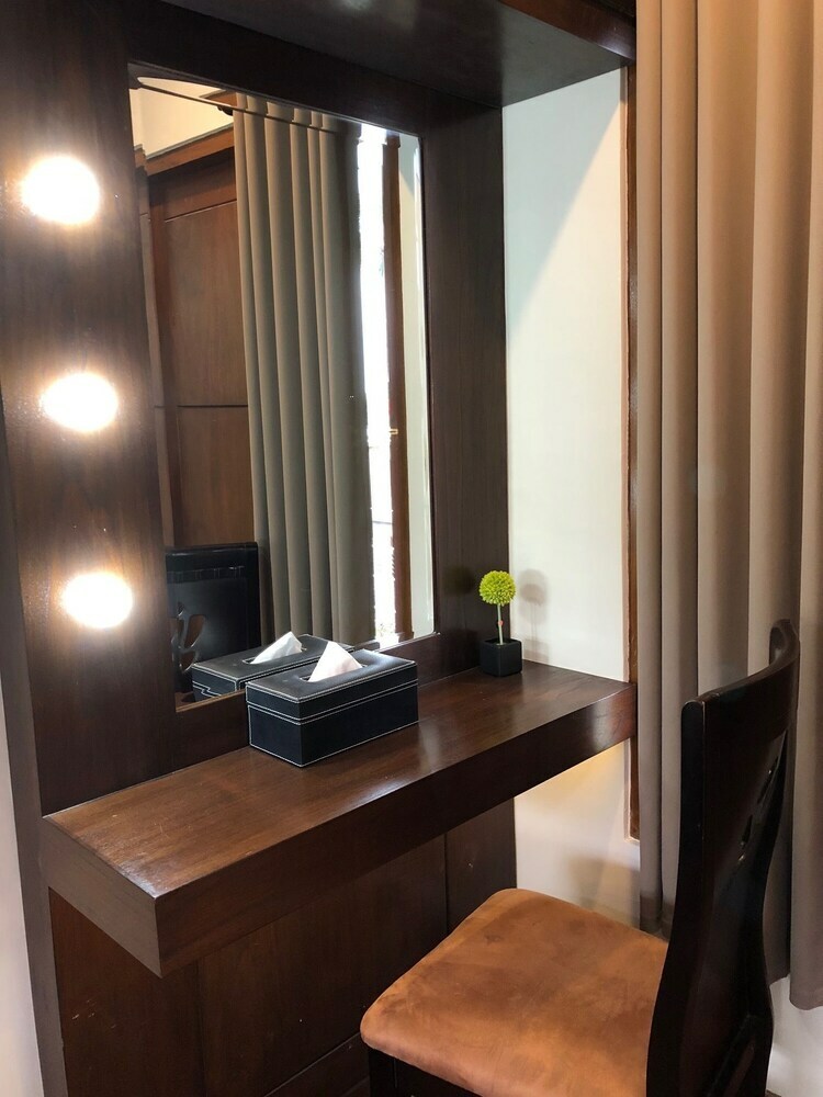 Hotel Grand Harvest Resort And Villas