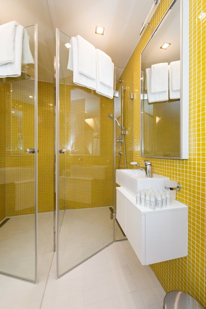 Empirent Design Apartments