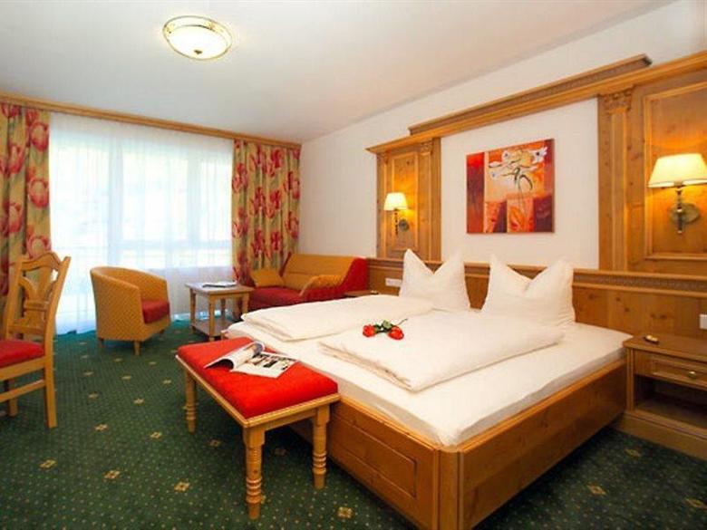 Hotel Toni