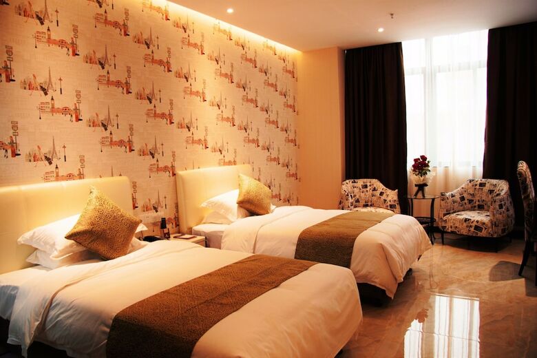 J Hotel
