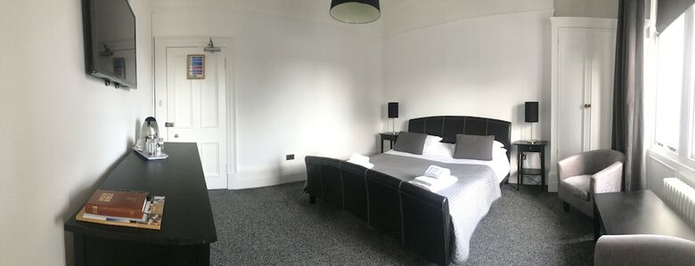 The Graeme Hotel