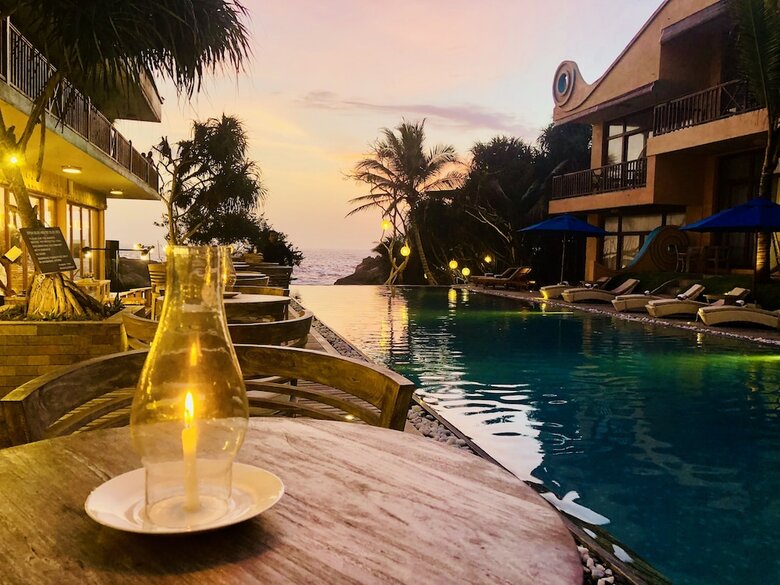 Hotel Thaproban Pavilion Waves Unawatuna