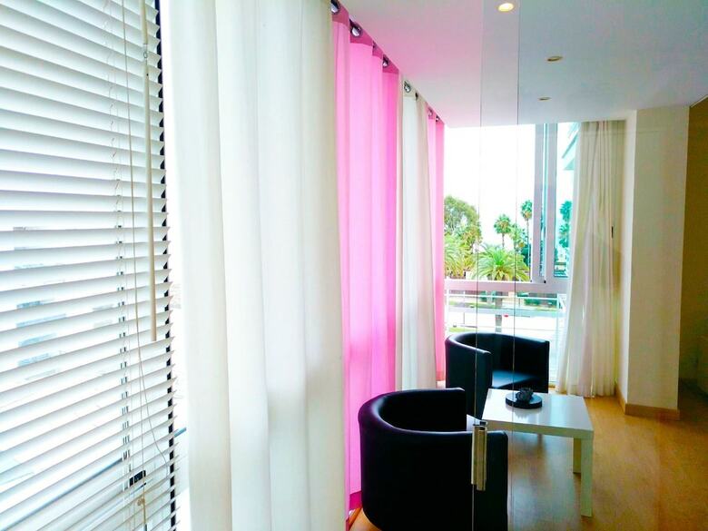 Apartsalou Rosa