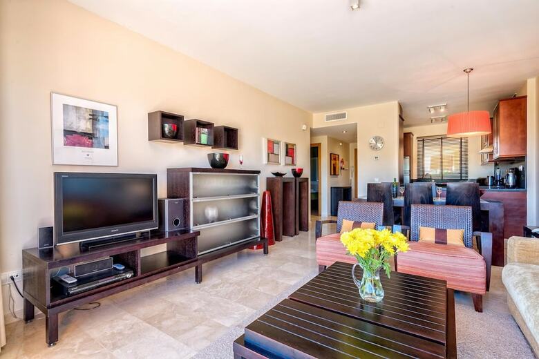 Malibu Apartments