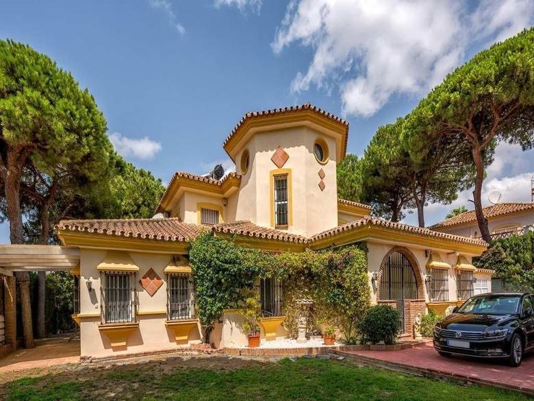 Villa Espa�a