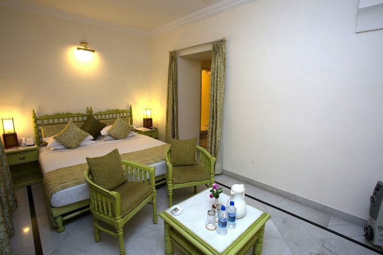 Garden Hotel