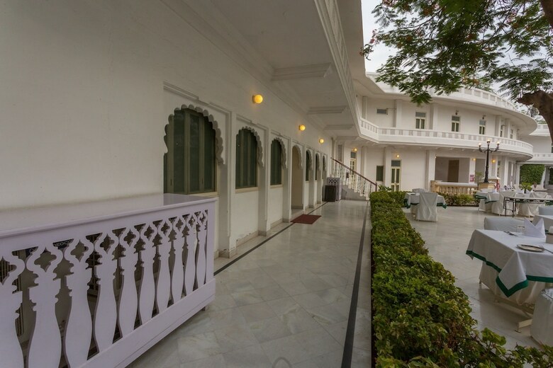 Garden Hotel