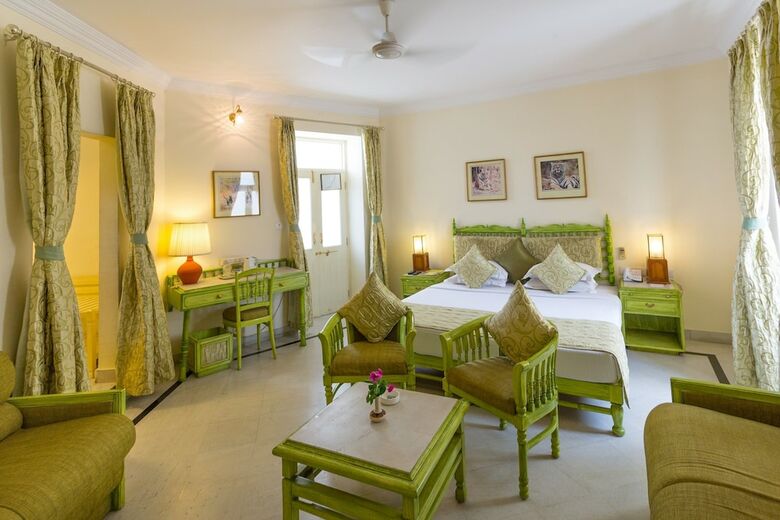 Garden Hotel