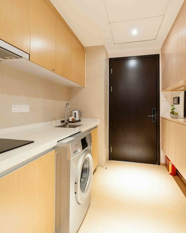 Ys Lida Square Apartment