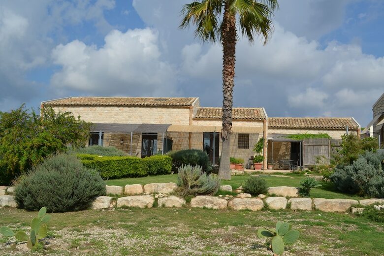 Hotel Antica Masseria Timparuci
