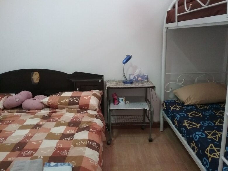 Hostal Danee Hostel