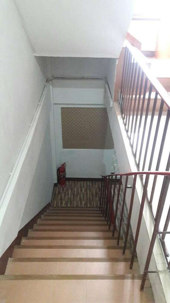 Hostal Danee Hostel