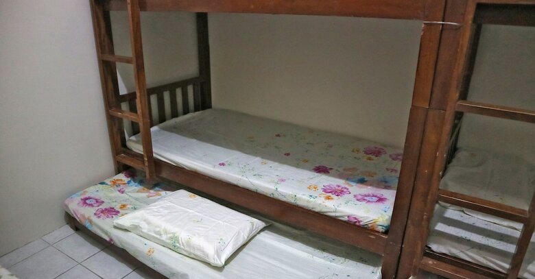 Hotel Hundred Isles' Room Rentals And Transient House